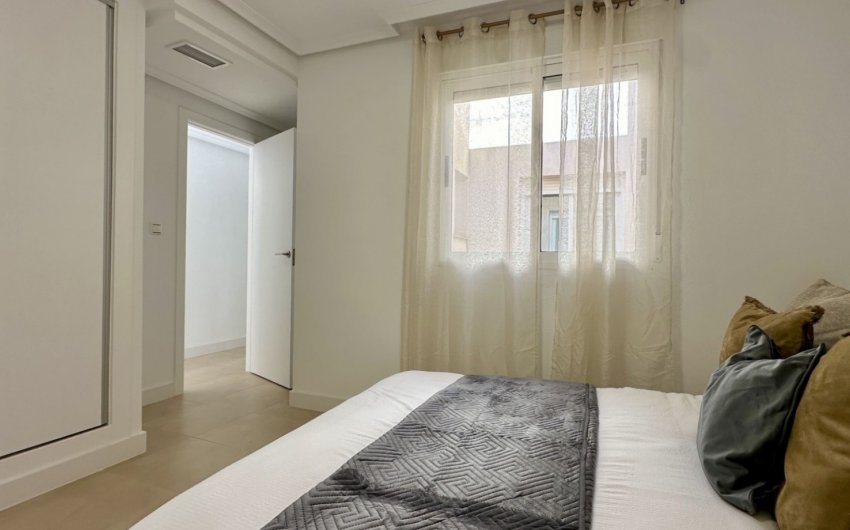 Resale - Apartment -
Torrevieja - Costa Blanca