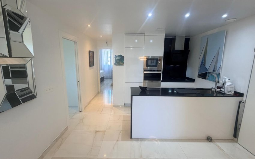 Resale - Apartment -
Torrevieja - Costa Blanca