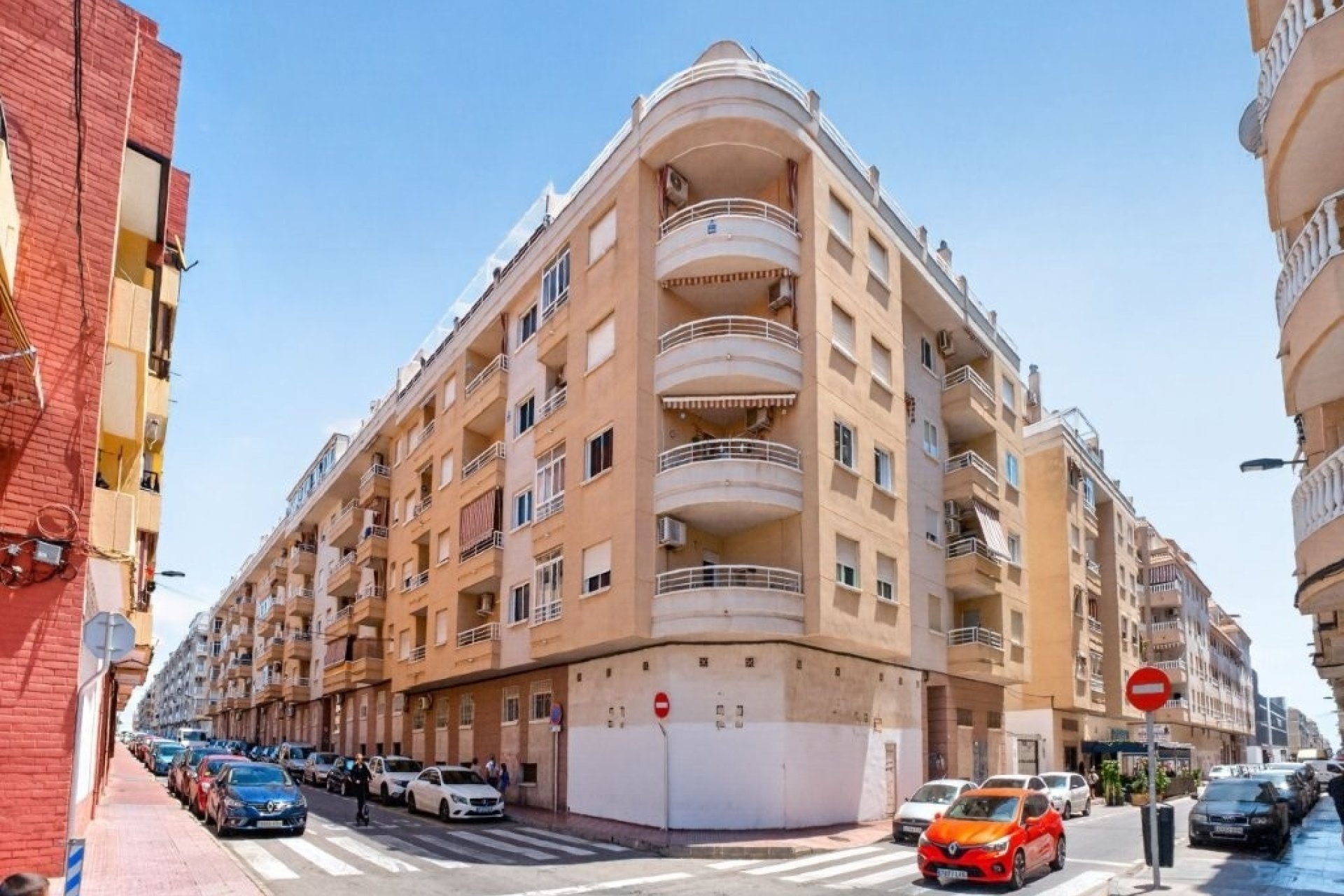 Resale - Apartment -
Torrevieja - Costa Blanca