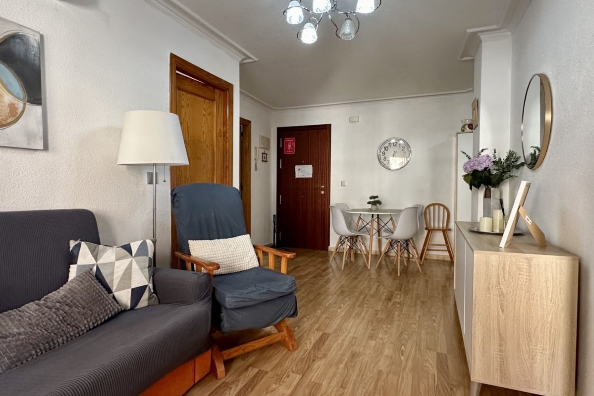 Resale - Apartment -
Torrevieja - Costa Blanca