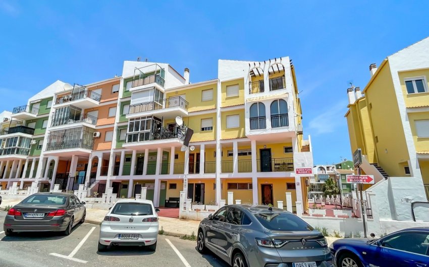 Resale - Apartment -
Torrevieja - Costa Blanca