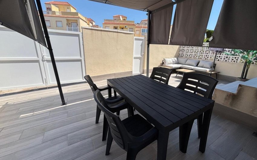 Resale - Apartment -
Torrevieja - Costa Blanca