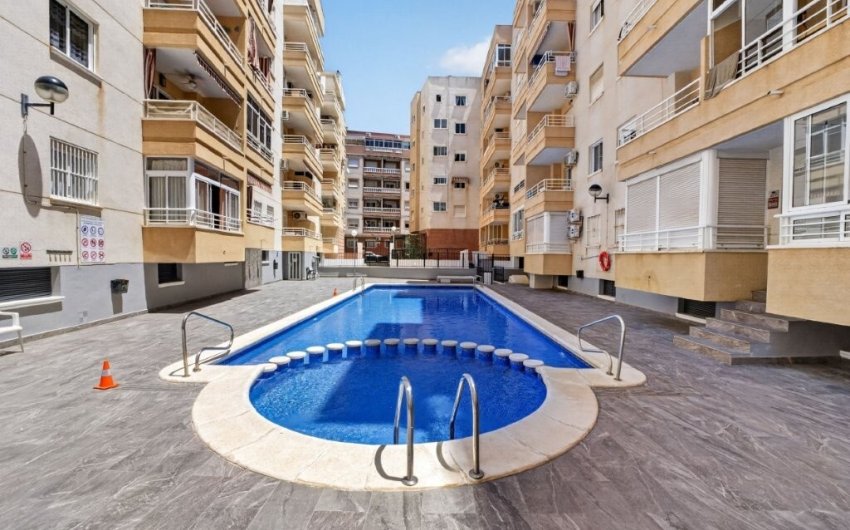Resale - Apartment -
Torrevieja - Costa Blanca