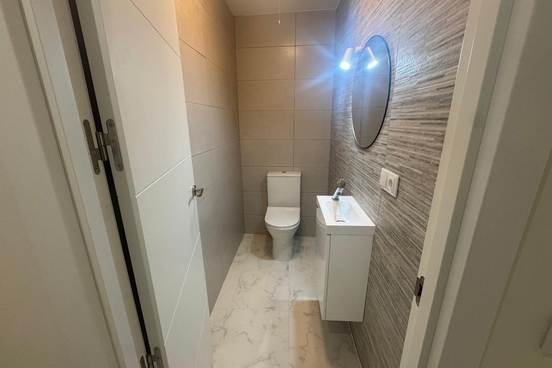 Resale - Apartment -
Torrevieja - Costa Blanca