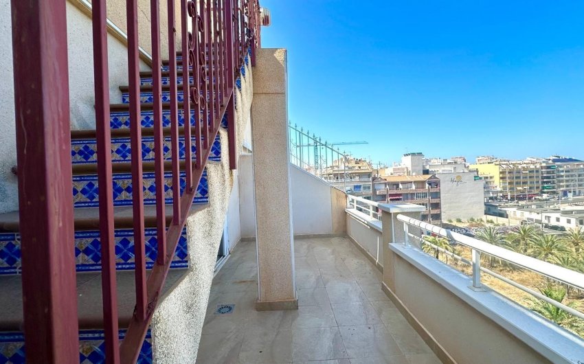 Resale - Apartment -
Torrevieja - Curva del Palangre