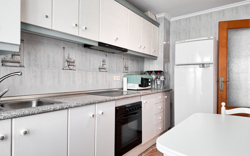 Resale - Apartment -
Torrevieja - El Acequión - Los Náufragos