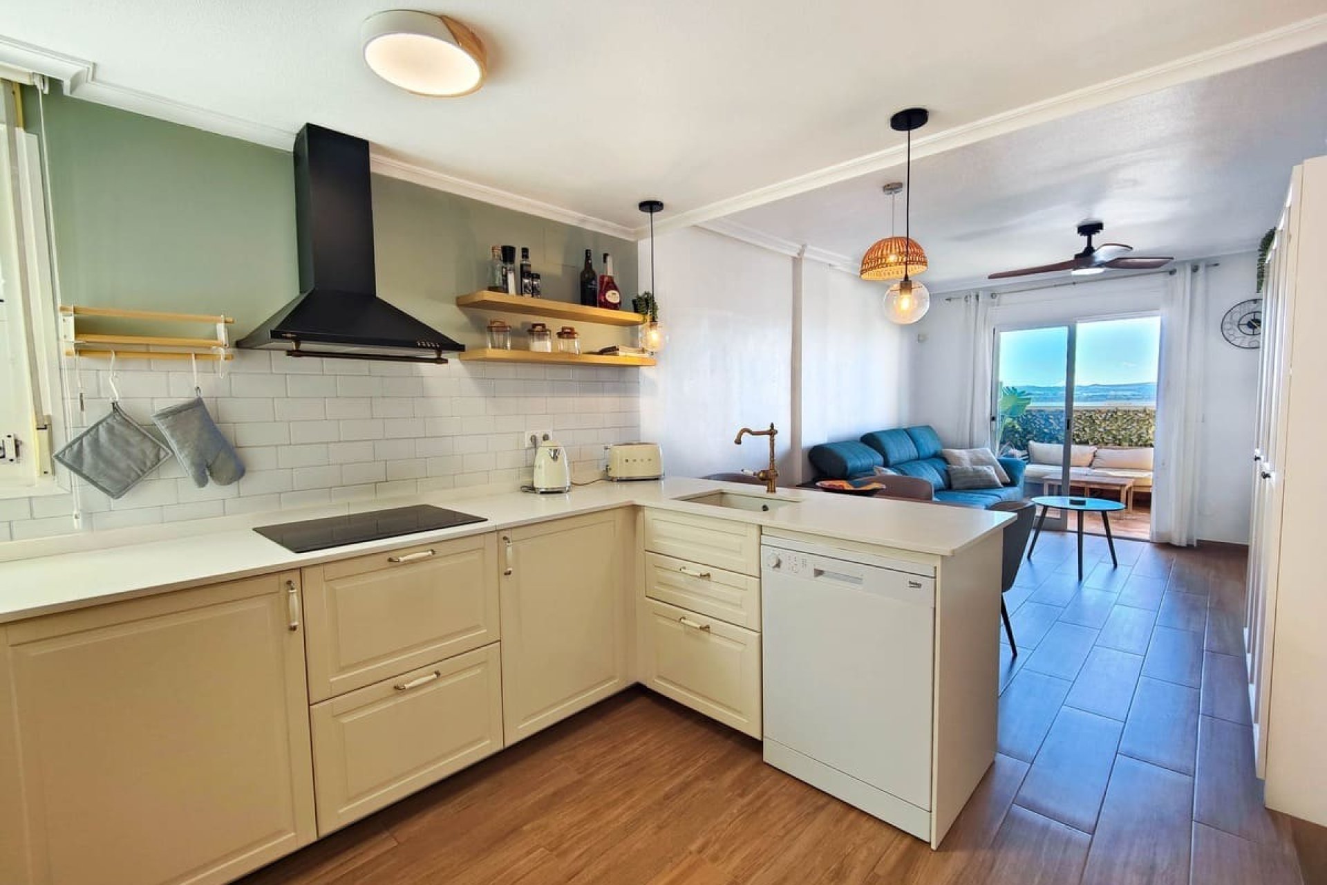 Resale - Apartment -
Torrevieja - El Acequión - Los Náufragos