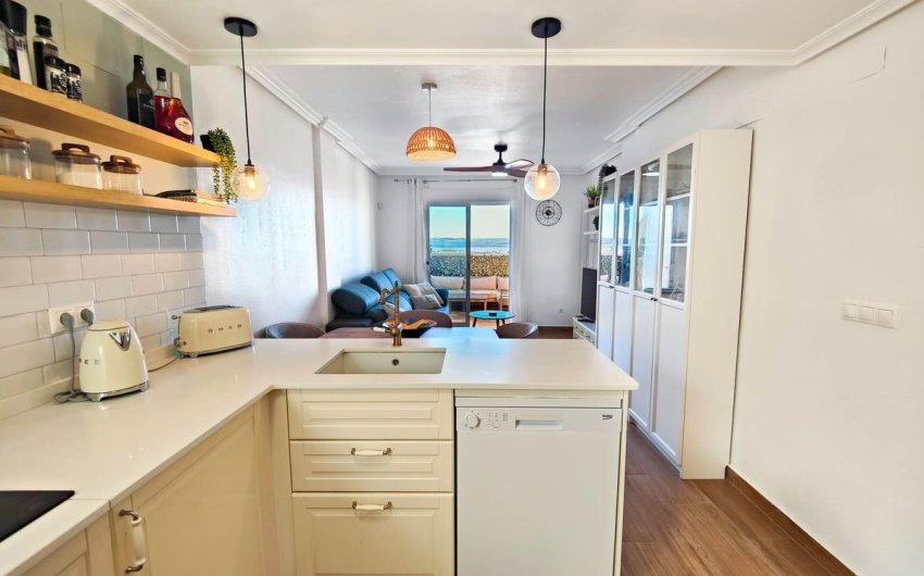 Resale - Apartment -
Torrevieja - El Acequión - Los Náufragos