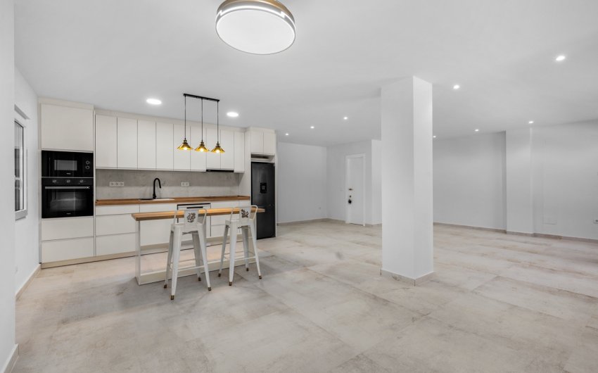 Resale - Apartment -
Torrevieja - El Acequión - Los Náufragos