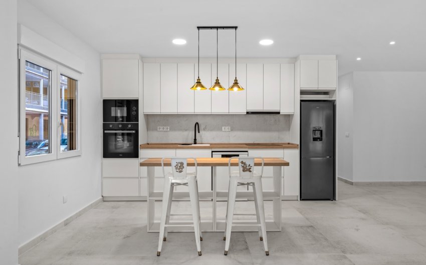 Resale - Apartment -
Torrevieja - El Acequión - Los Náufragos