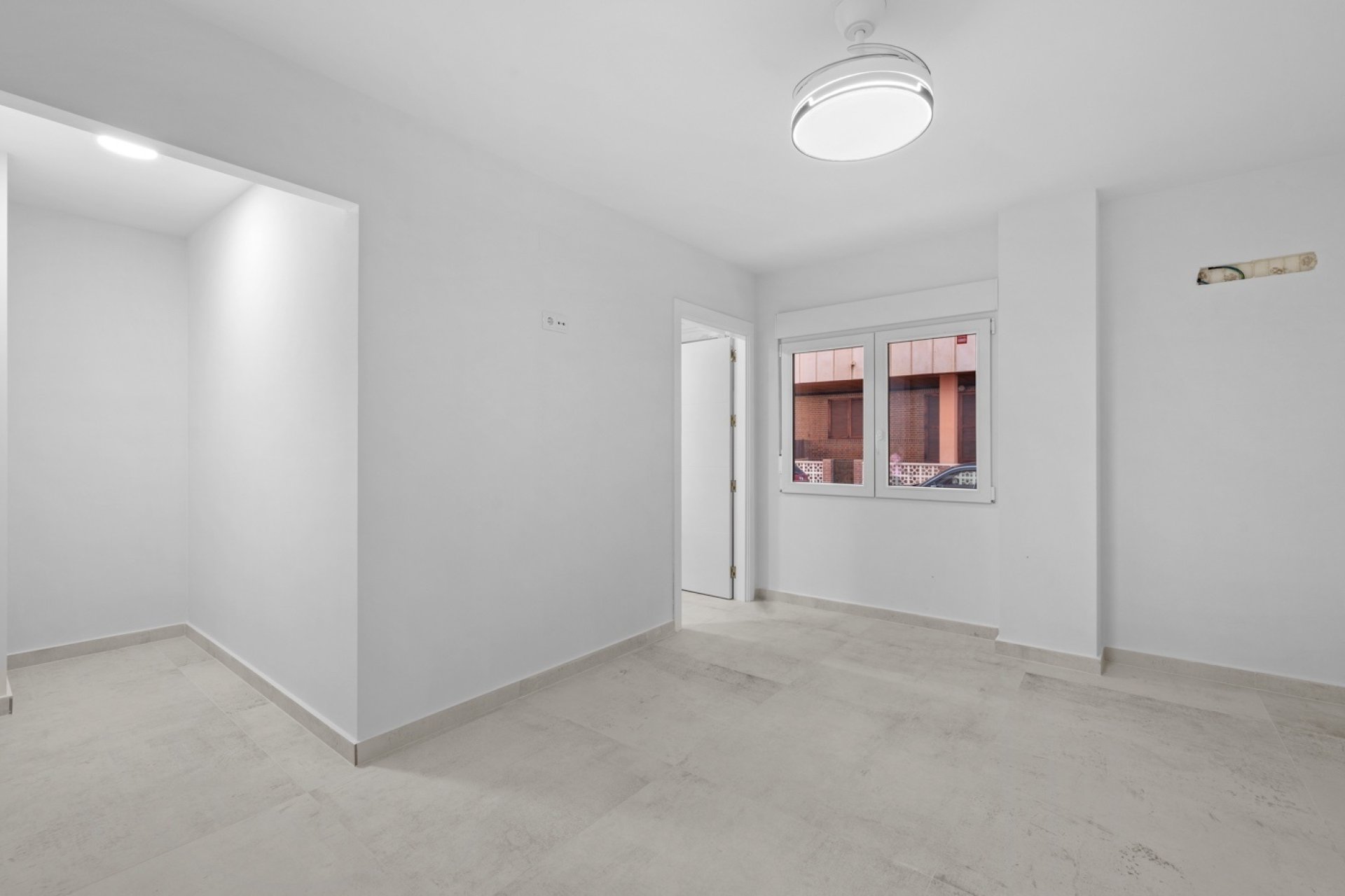 Resale - Apartment -
Torrevieja - El Acequión - Los Náufragos