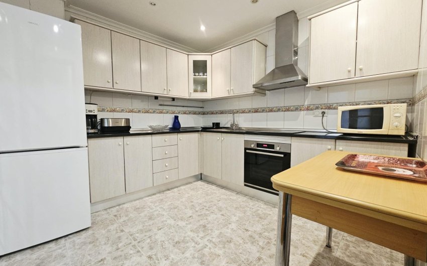 Resale - Apartment -
Torrevieja - Estacion De Autobuses