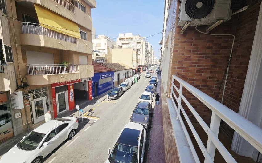Resale - Apartment -
Torrevieja - Estacion De Autobuses