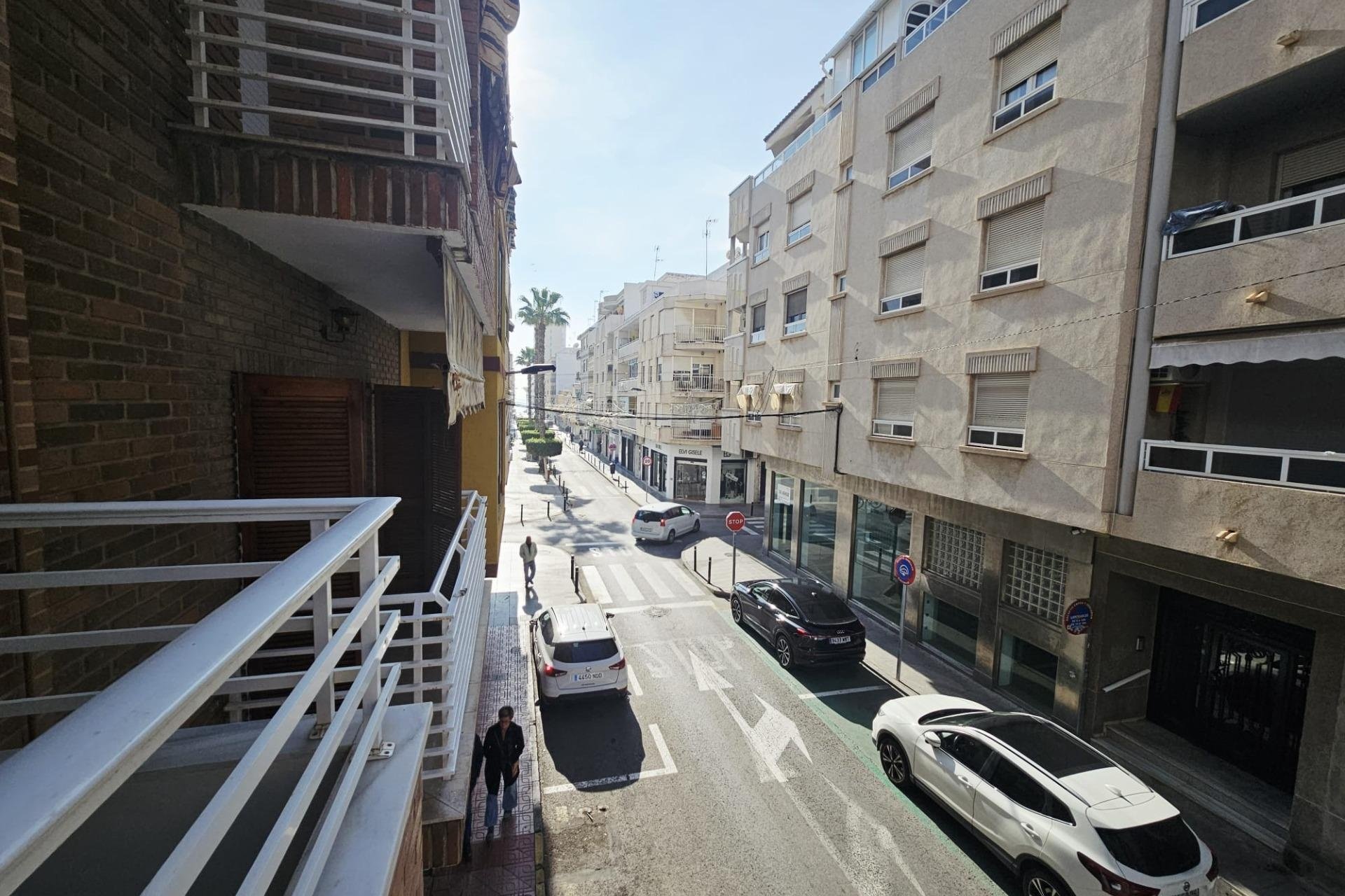 Resale - Apartment -
Torrevieja - Estacion De Autobuses