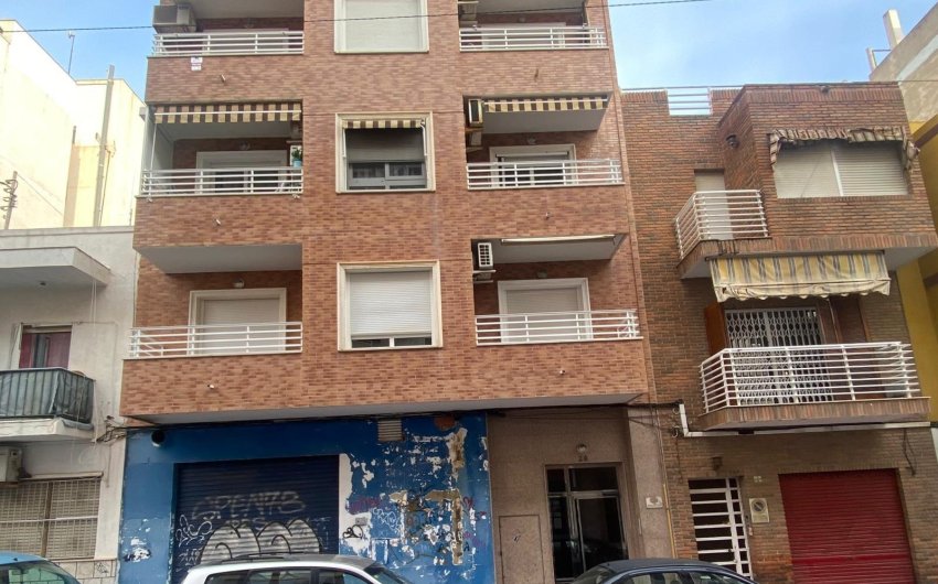 Resale - Apartment -
Torrevieja - Estacion De Autobuses