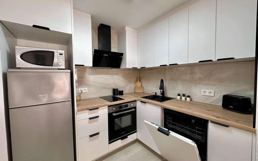 Resale - Apartment -
Torrevieja - Estacion De Autobuses