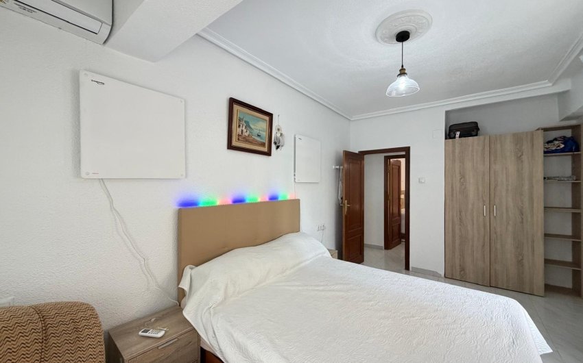 Resale - Apartment -
Torrevieja - Estacion De Autobuses