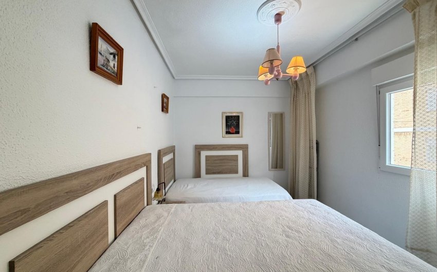 Resale - Apartment -
Torrevieja - Estacion De Autobuses
