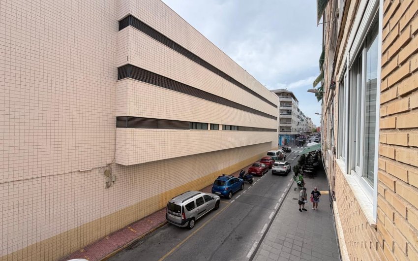 Resale - Apartment -
Torrevieja - Estacion De Autobuses
