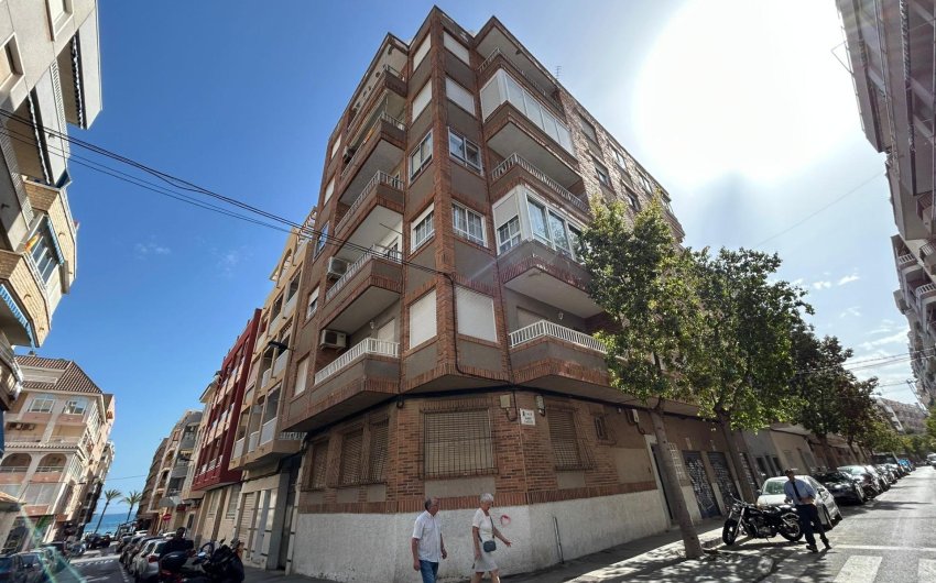 Resale - Apartment -
Torrevieja - Estacion De Autobuses
