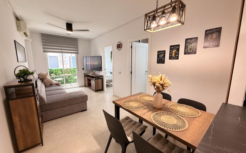 Resale - Apartment -
Torrevieja - Estacion De Autobuses