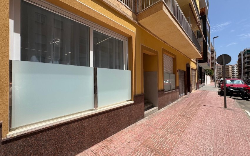 Resale - Apartment -
Torrevieja - Estacion De Autobuses