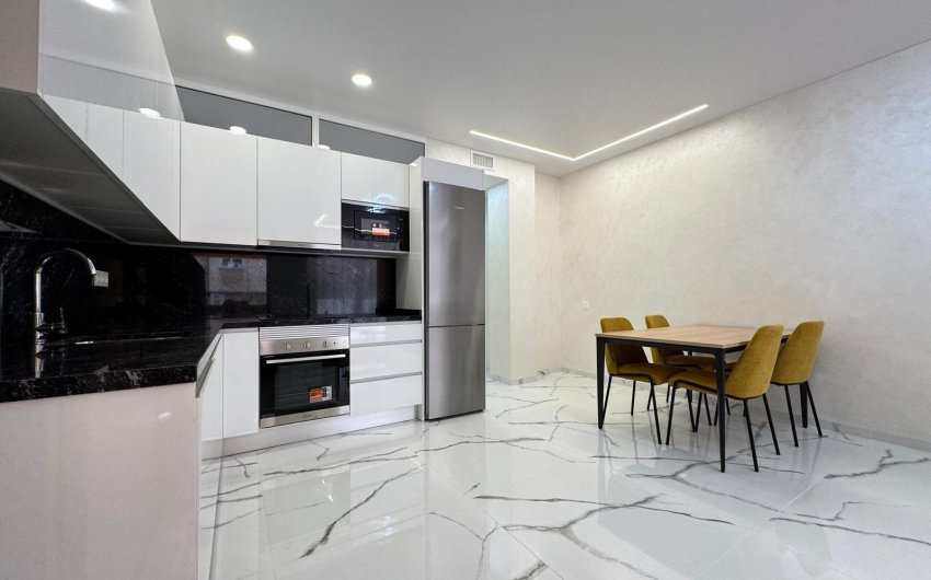 Resale - Apartment -
Torrevieja - Estacion De Autobuses