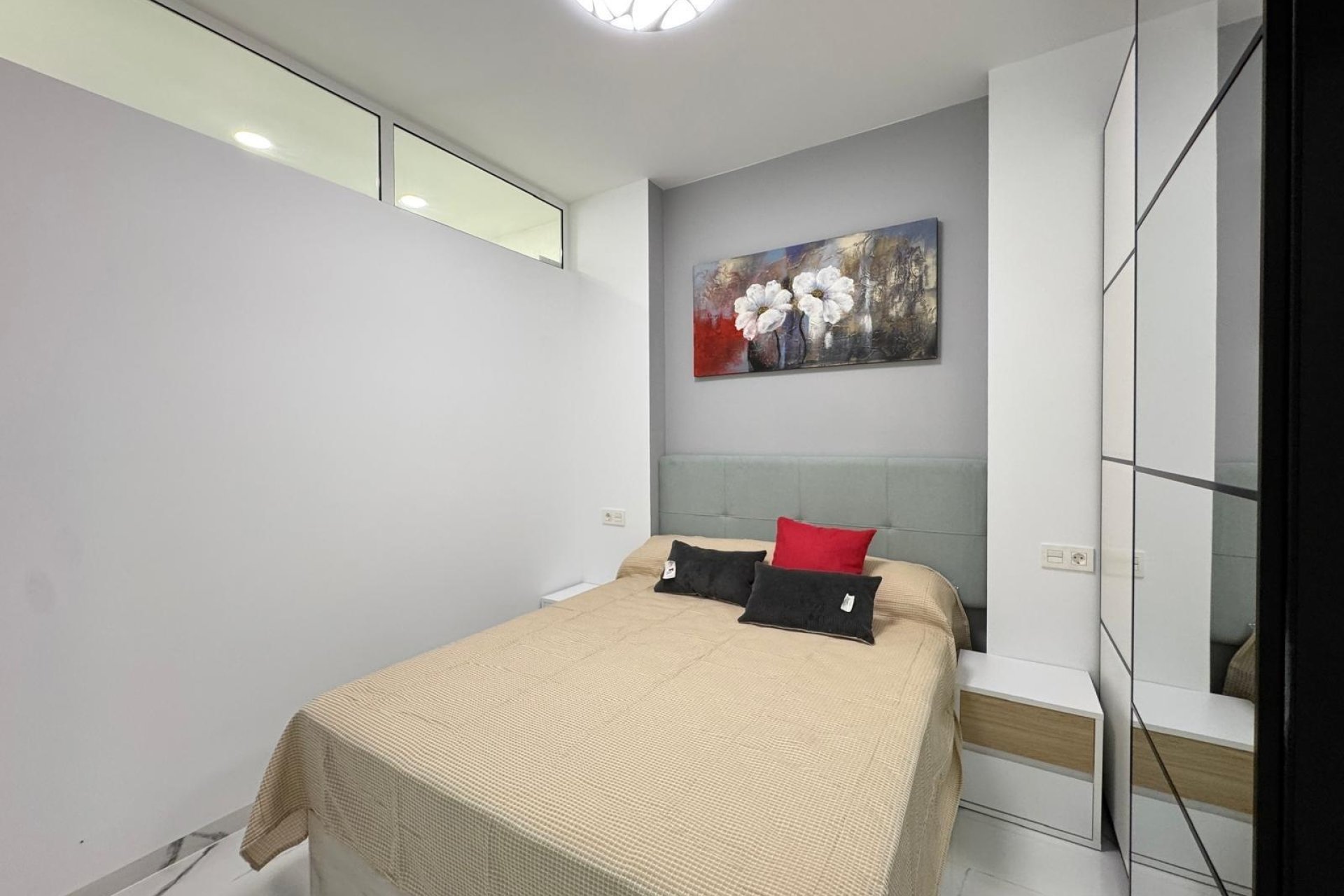 Resale - Apartment -
Torrevieja - Estacion De Autobuses