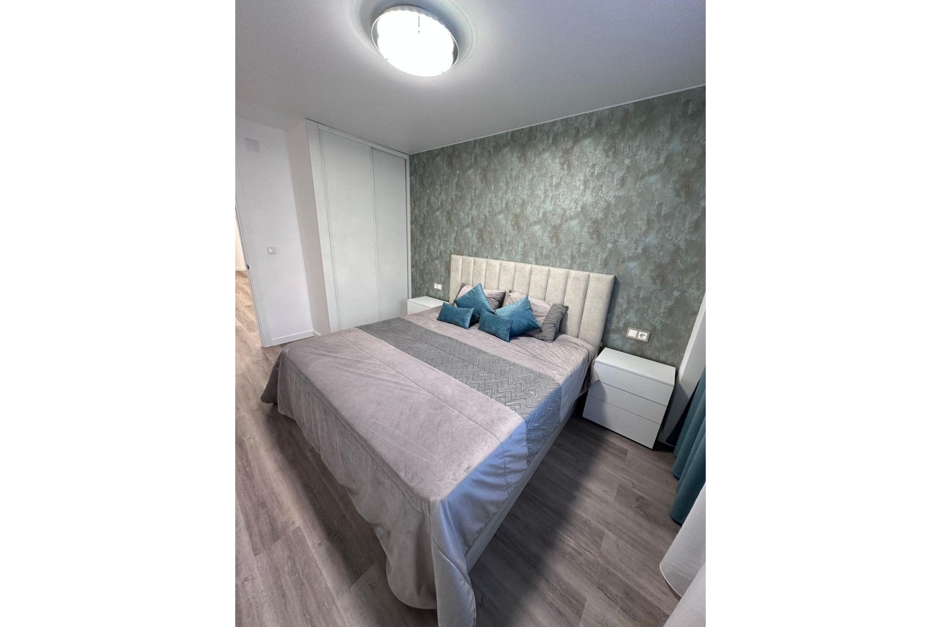 Resale - Apartment -
Torrevieja - Estacion De Autobuses