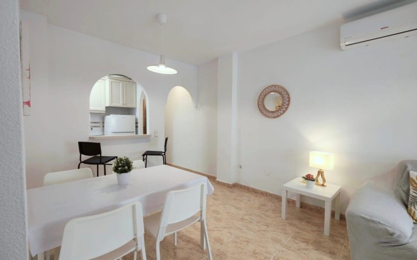 Resale - Apartment -
Torrevieja - Estacion De Autobuses