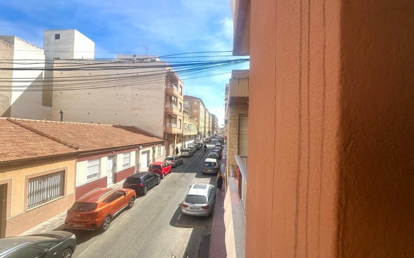 Resale - Apartment -
Torrevieja - Estacion De Autobuses