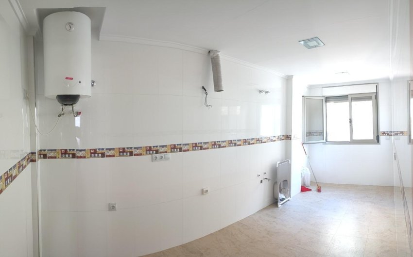 Resale - Apartment -
Torrevieja - Estacion De Autobuses