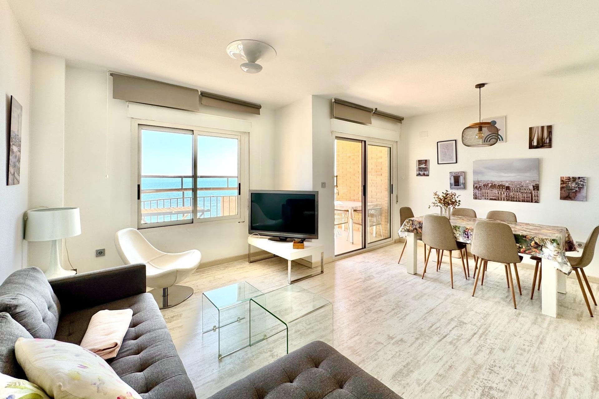 Resale - Apartment -
Torrevieja - Estacion De Autobuses