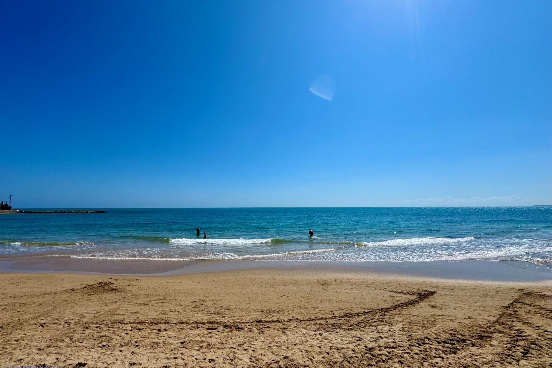 Resale - Apartment -
Torrevieja - Estacion De Autobuses