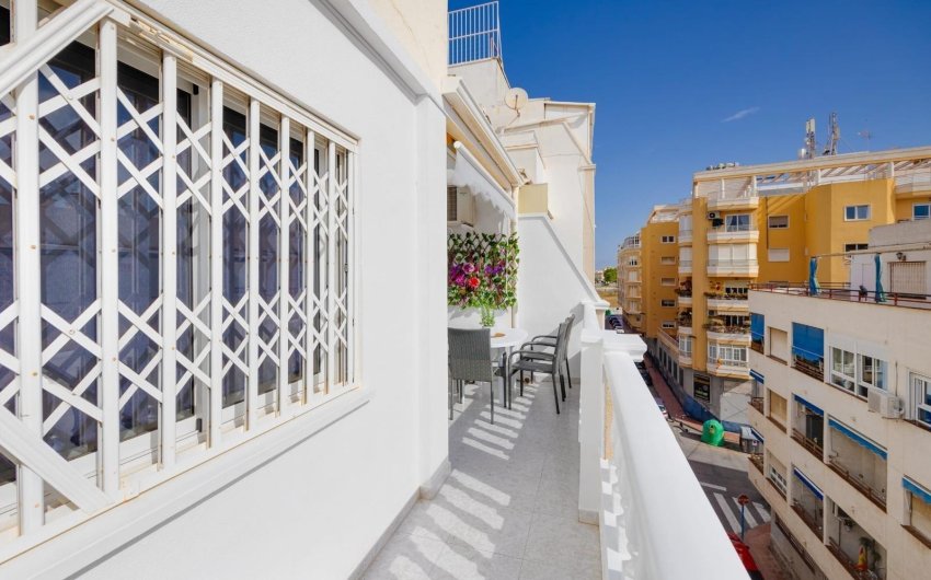 Resale - Apartment -
Torrevieja - Estacion De Autobuses