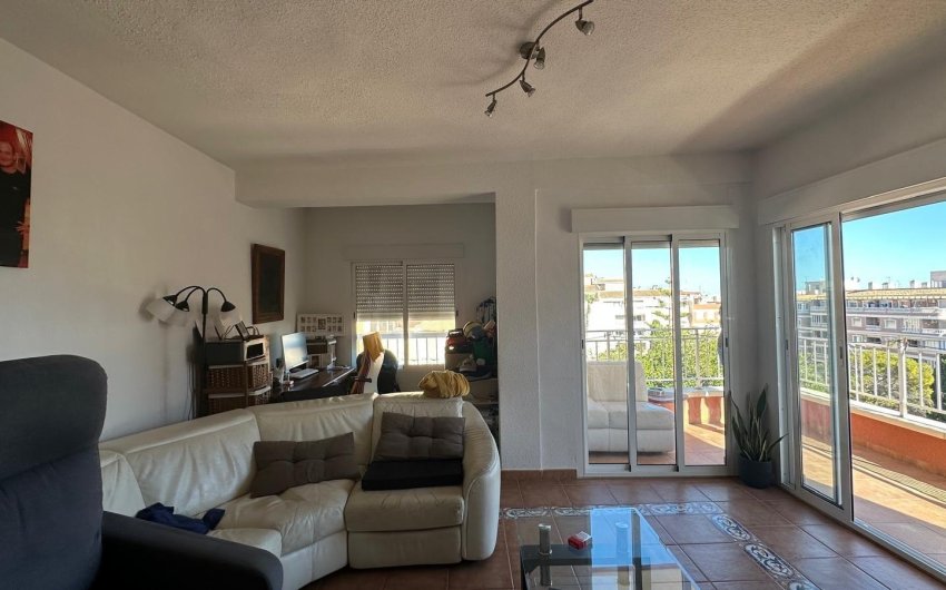 Resale - Apartment -
Torrevieja - Estacion De Autobuses