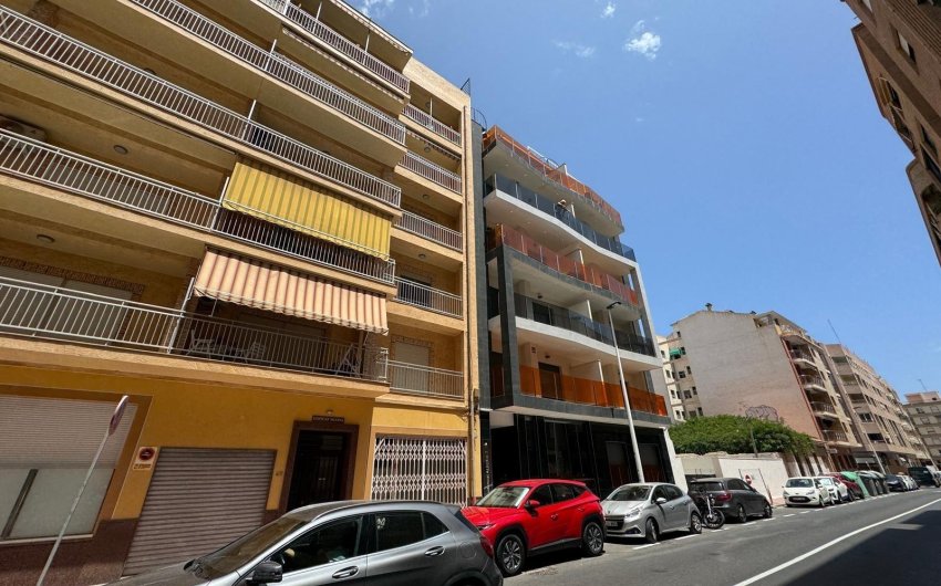 Resale - Apartment -
Torrevieja - Estacion De Autobuses