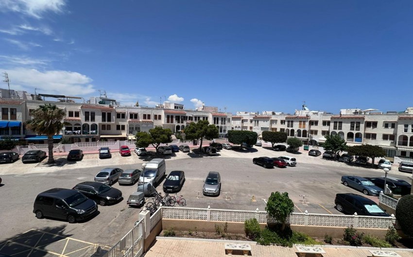 Resale - Apartment -
Torrevieja - Habaneras