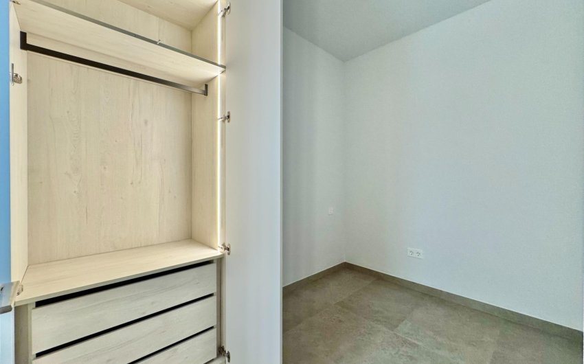 Resale - Apartment -
Torrevieja - Habaneras