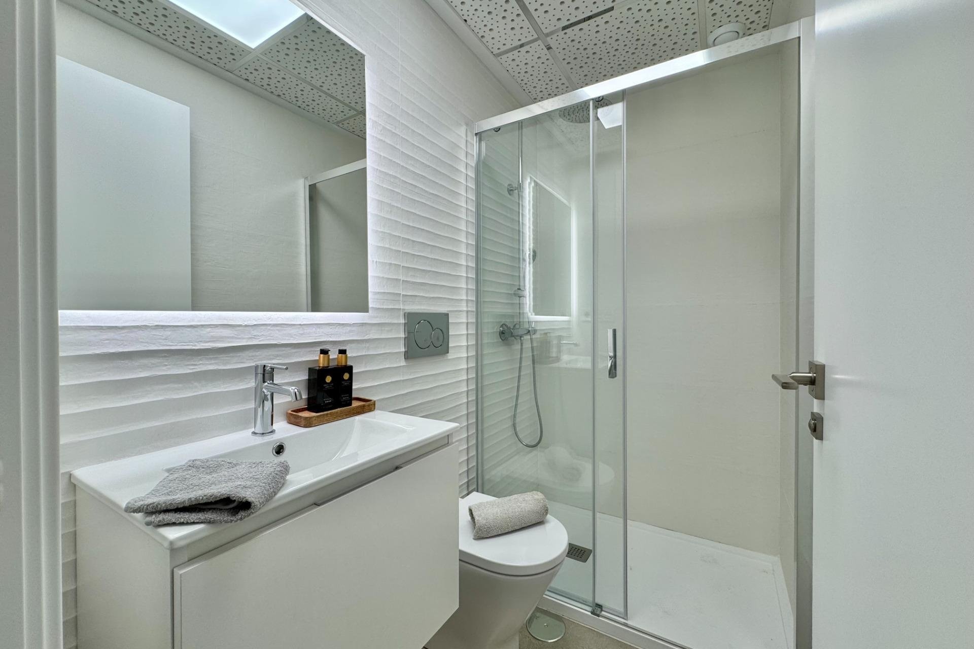 Resale - Apartment -
Torrevieja - Habaneras
