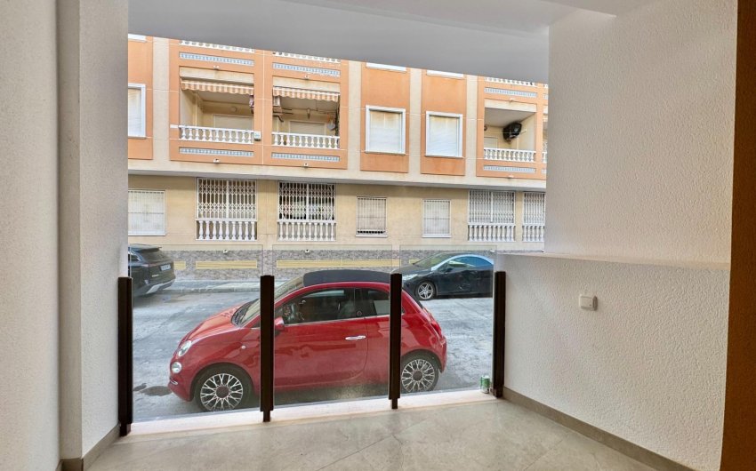 Resale - Apartment -
Torrevieja - Habaneras