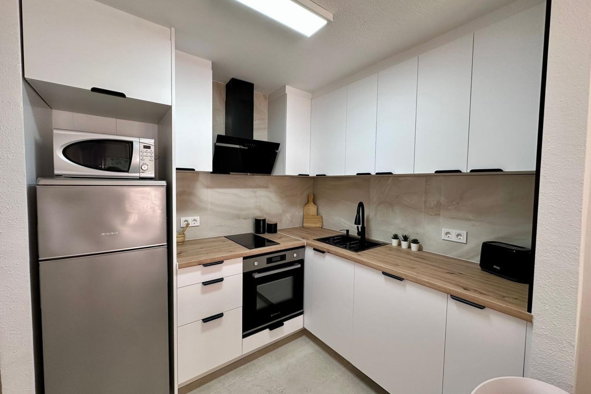 Resale - Apartment -
Torrevieja - Habaneras