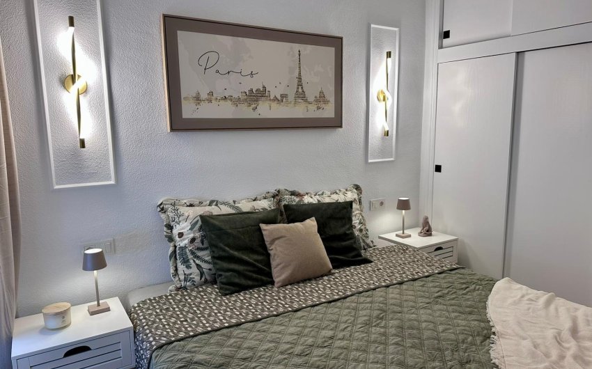 Resale - Apartment -
Torrevieja - Habaneras