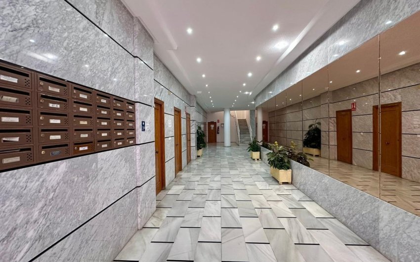 Resale - Apartment -
Torrevieja - Habaneras