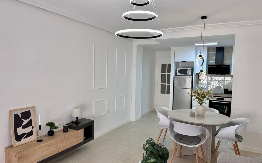 Resale - Apartment -
Torrevieja - Habaneras