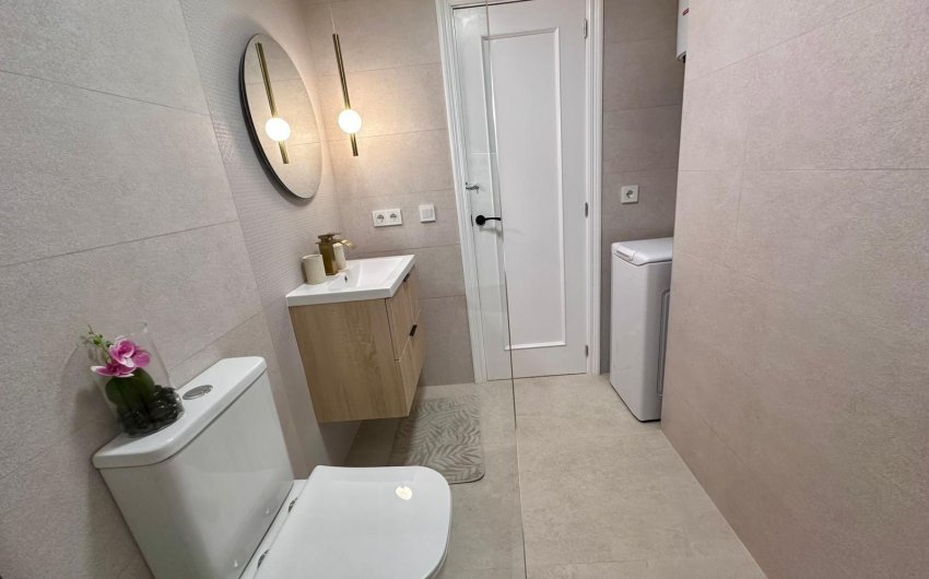 Resale - Apartment -
Torrevieja - Habaneras