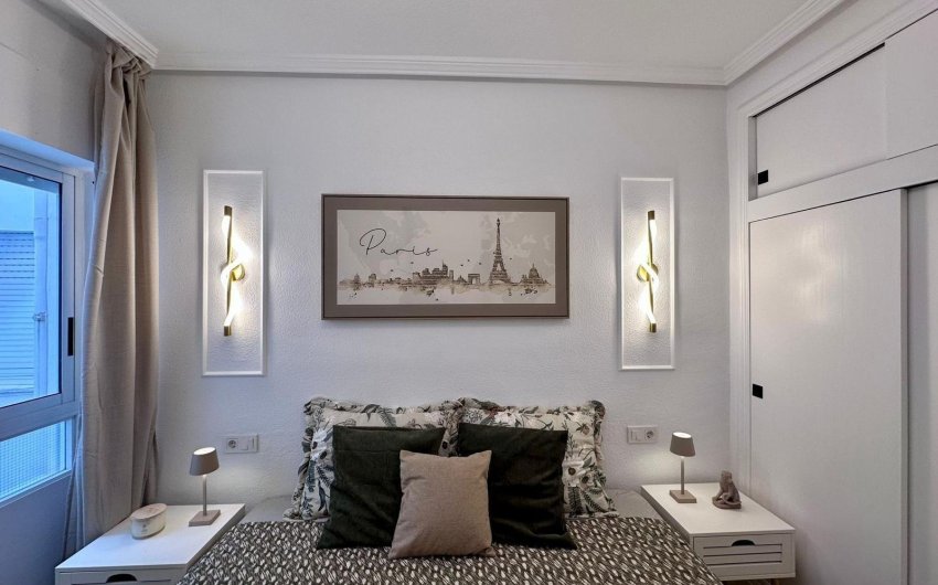 Resale - Apartment -
Torrevieja - Habaneras