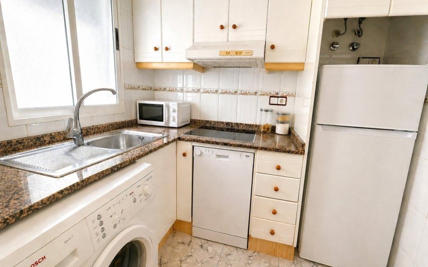 Resale - Apartment -
Torrevieja - Habaneras