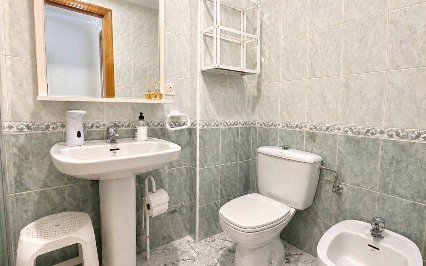 Resale - Apartment -
Torrevieja - Habaneras