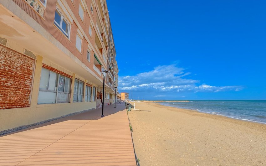Resale - Apartment -
Torrevieja - La Mata Pueblo